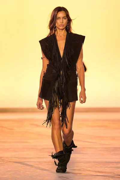 Look 22